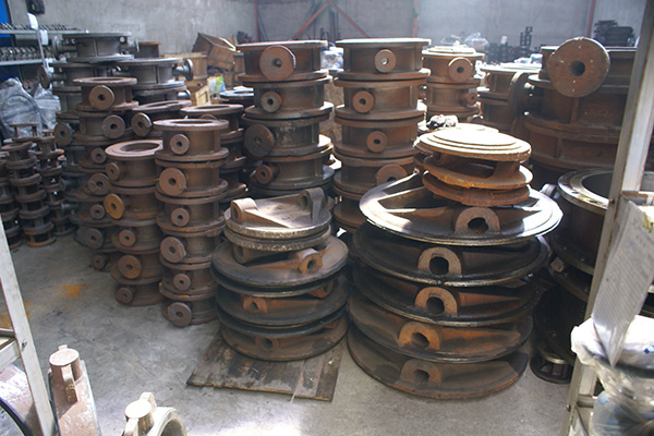 Hard seal butterfly valve production workshop